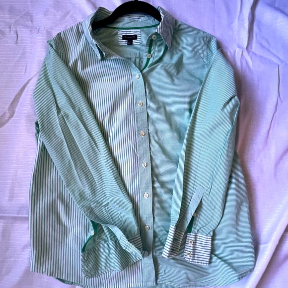 Talbots Large Green Striped button-down. Cotton. - Picture 3 of 13